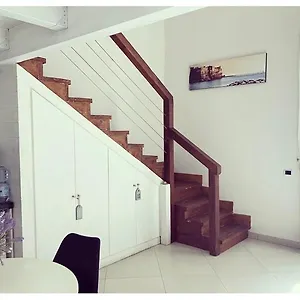 Santi Apostoli House Nápoles